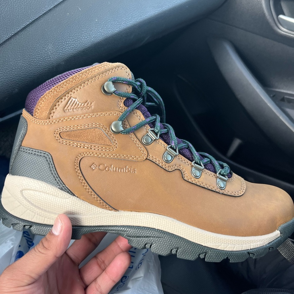 Columbia Brown Hiking Boots